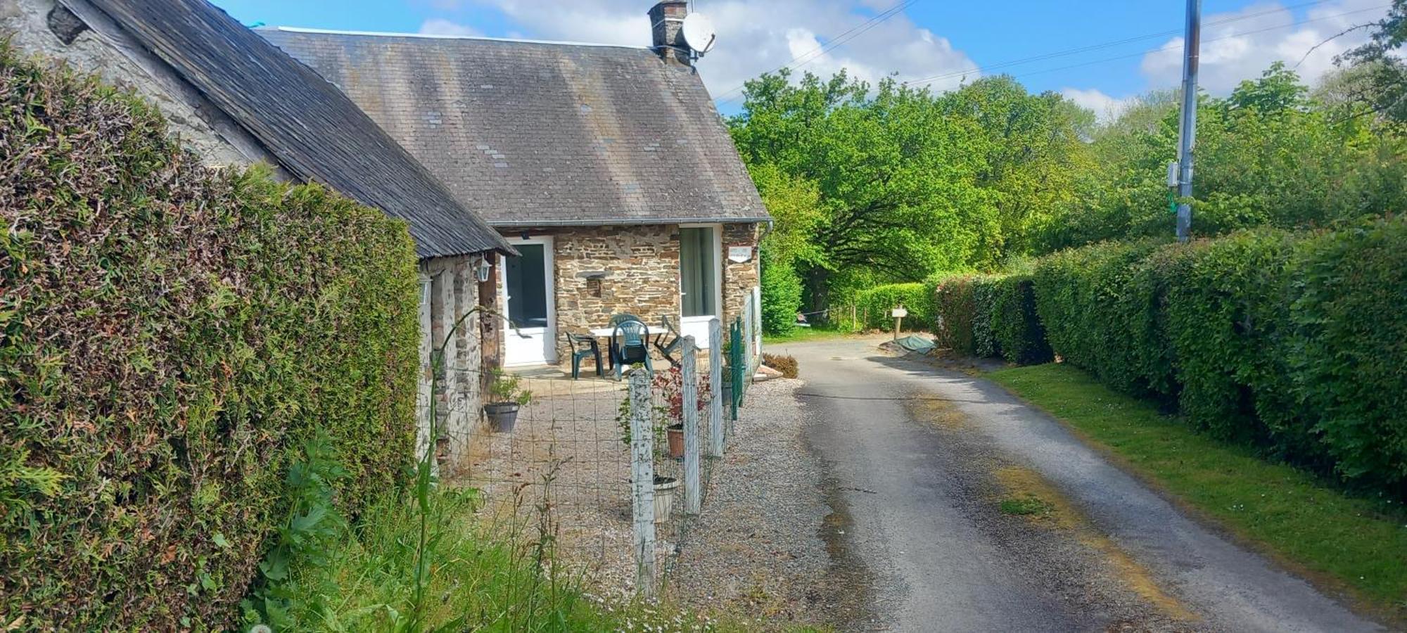 Gite De Fourneaux Pont-d'Ouilly Eksteriør billede